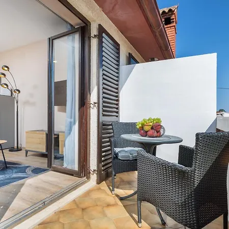 Wine House Apartments & Rooms Marceta Fazana Exterior photo