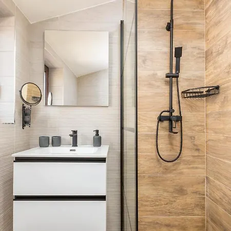 Wine House Apartments & Rooms Marceta Fazana Exterior photo